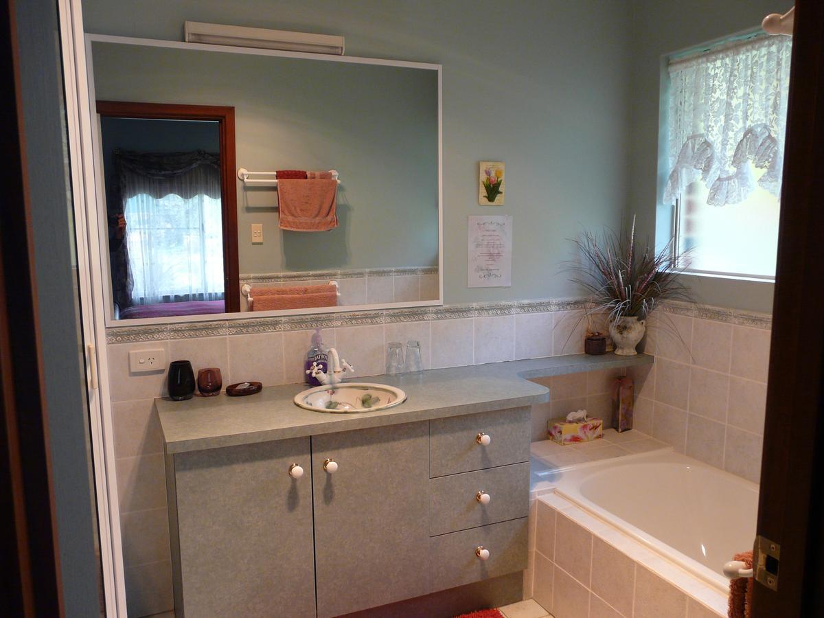 Country Charm Retreat B&B Donnybrook Bagian luar foto